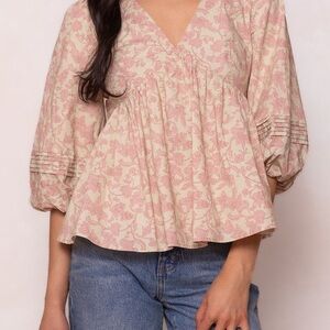 Ivy City Co Beige and Pink Patterned Shirt